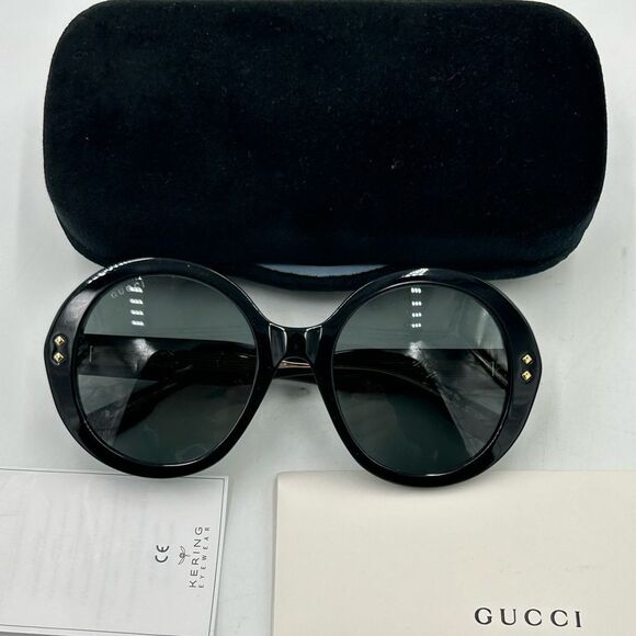 Women’s Gucci round frame acetate sunglasses made in Italy